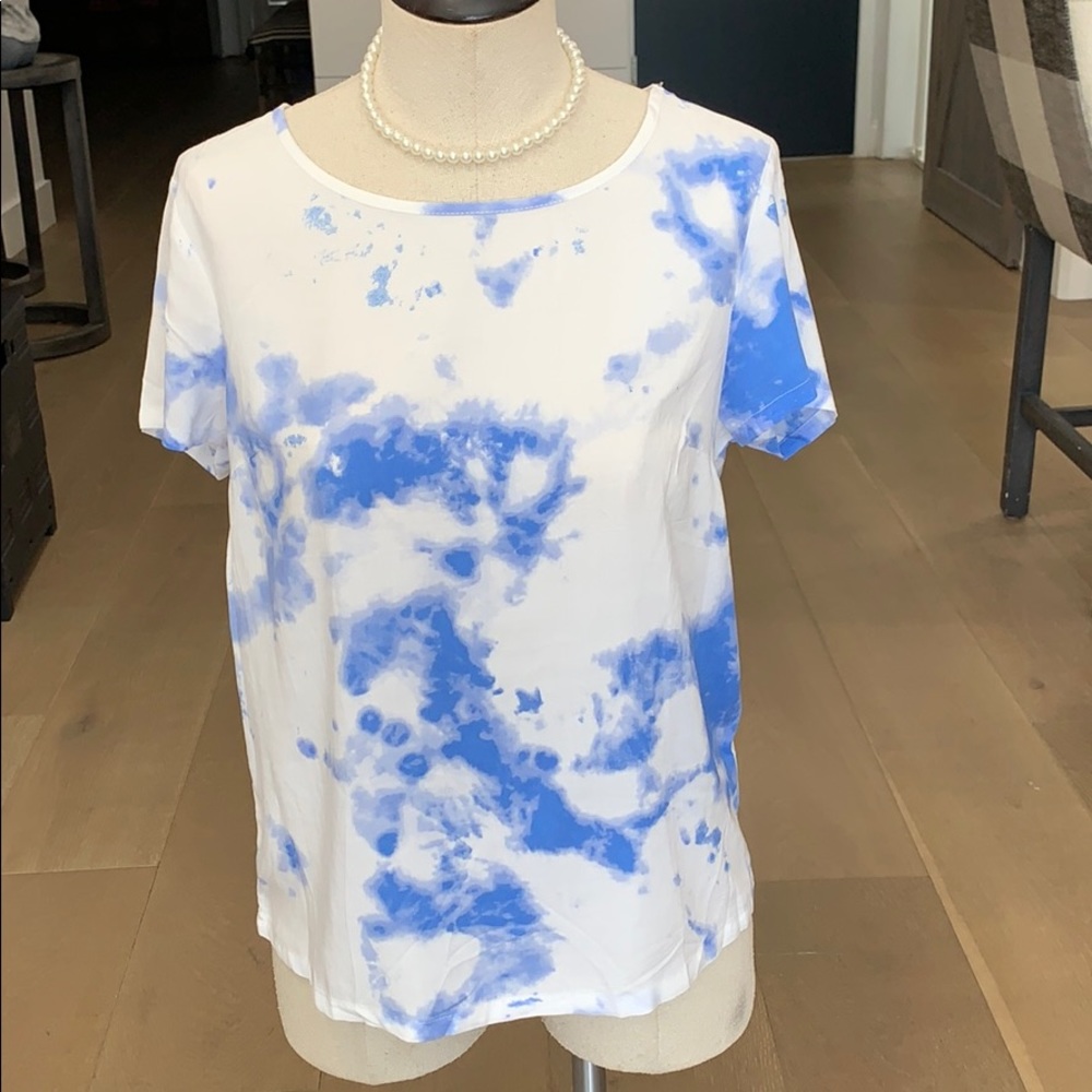 NWT Blue and White tie dye top